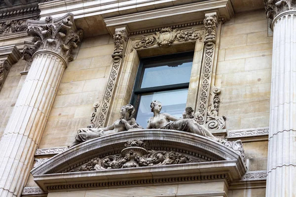 Zbliżenie Fasady Historycznego Budynku Bourse Giełda Brukseli Belgia — Zdjęcie stockowe