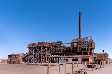 Şili 'deki eski bir maden kasabası Humberstone' daki bir inşaatın resmi.