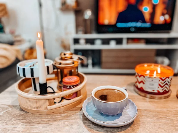 Nicely Decorated Table Coffee Cup Chocolates Candle — Stock Photo, Image