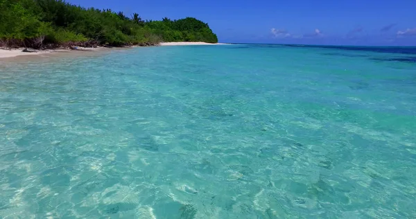 Beautiful Shot Clear Blue Water Coastline Tropical Island — Stock Photo, Image