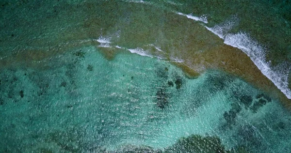 Uma Vista Aérea Superior Água Azul Turquesa Com Recife Coral — Fotografia de Stock