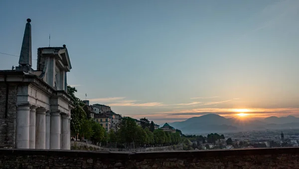 Histórica Porta San Giacomo Pôr Sol Bergamo Itália — Fotografia de Stock