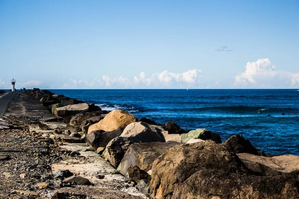 Una Bella Foto Della Riva Dell Oceano Alla Rocciosa Gold — Foto Stock