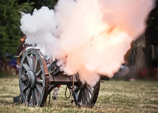 Английская Пушка Гражданской Войны Время Фестиваля Истории Шелсвелла — стоковое фото