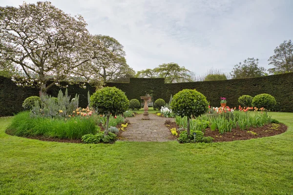 北アイルランドのグレンアーム城の庭園の一部の写真 — ストック写真