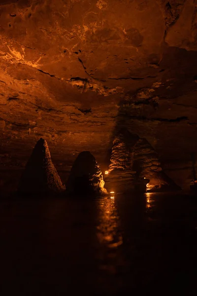 Uma Vista Interior Cênica Das Cavernas Shuanghedong Wenquan Condado Suiyang — Fotografia de Stock