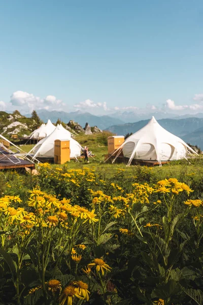 Schöne Aussicht Auf Die Wanderlager Den Bergen — Stockfoto