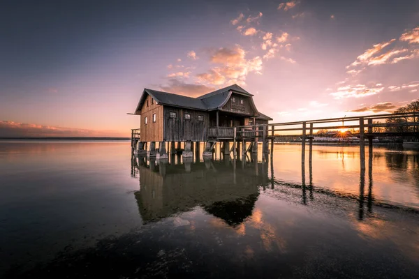 Vacker Utsikt Över Båthus Över Ammersee Sjön Mot Solnedgången Himlen — Stockfoto