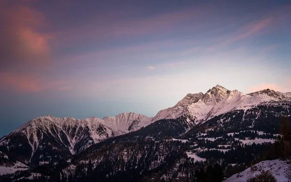 Ein Foto Von Schneebedeckten Bergen Falera Einer Gemeinde Der Surselva — Stockfoto