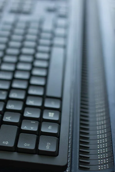 Teclado Para Deficientes Visuais Teclado Braille Escritório Deficiente — Fotografia de Stock