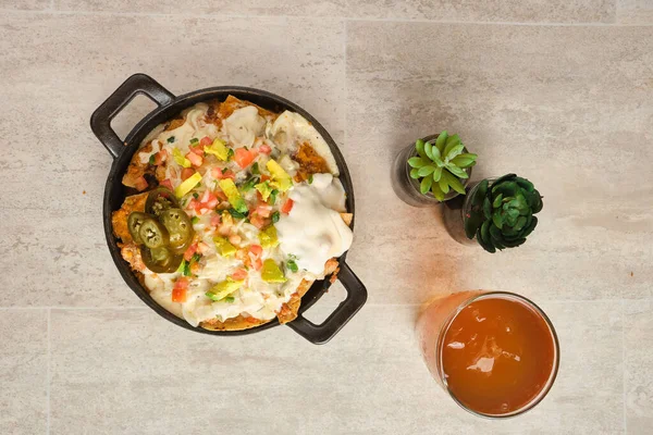 Top View Mexican Nachos Topping Served Pan — Stock Photo, Image