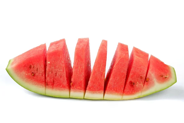 Eine Nahaufnahme Von Geschnittenen Wassermelonenstücken Auf Weißem Hintergrund — Stockfoto