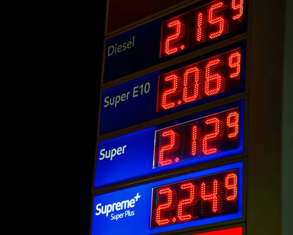 Primer Plano Los Precios Del Gas Alemania Cerca Stuttgart Marzo —  Fotos de Stock