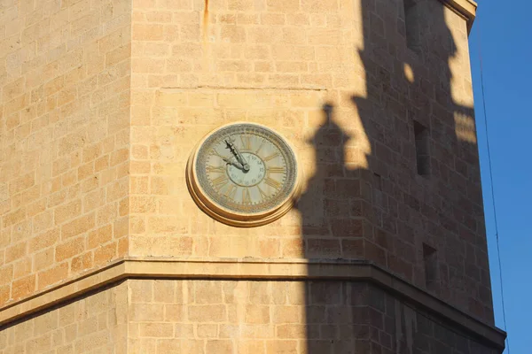 Die Uhr Von Fadri Und Der Schatten Der Kathedrale Castellon — Stockfoto