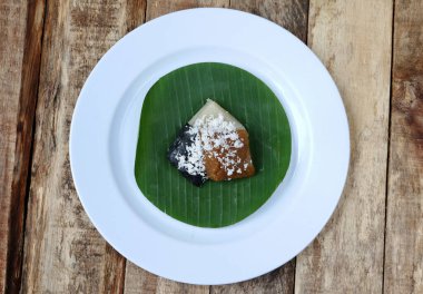 Lopis 'in dekoratif yemek manzarası.