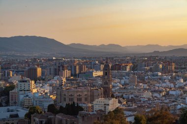 İspanya 'nın bir şehir ve belediyesi olan Malaga' nın manzarası
