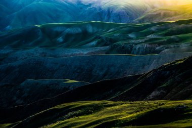 Karajun, Xinjiang 'daki çayırlara hava otlakları denir.