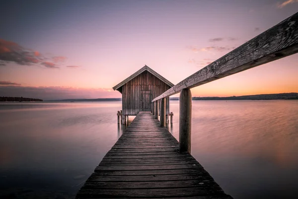 Vacker Utsikt Över Båthus Över Ammersee Sjön Mot Solnedgången Himlen — Stockfoto