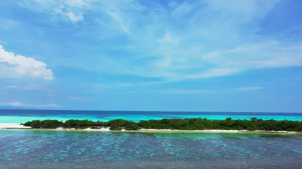 Прекрасный Вид Море Островом Солнечный День Азии — стоковое фото