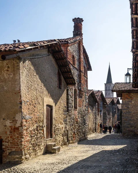 Ortaçağ Köyü Ricetto Candelo Piedmon Bölgesindeki Popüler Turizm Beldesi — Stok fotoğraf