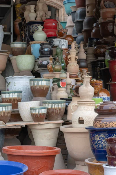 Vertical Shot Vintage Ceramic Vases Jugs Shop — Stock Photo, Image