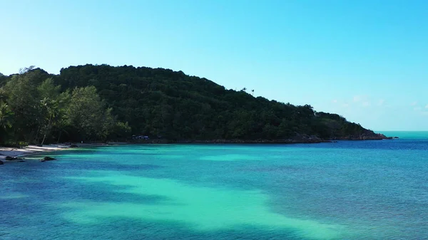 Una Vista Fascinante Hermoso Paisaje Marino Bajo Cielo Azul Asia — Foto de Stock