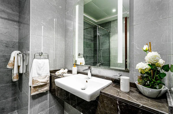 Design Interiores Banheiro Apartamento Moderno — Fotografia de Stock