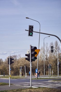 Yeşil trafik ışıklarına yakın çekim