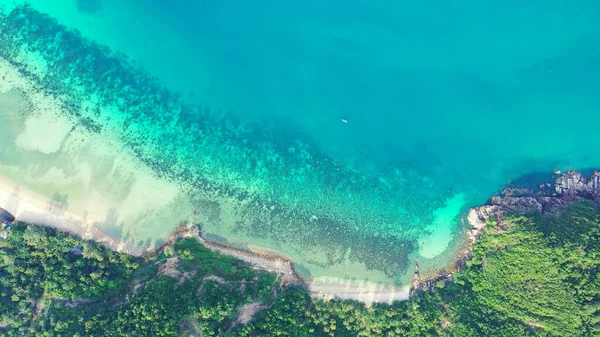 Una Vista Aérea Del Agua Turquesa Con Arrecife Coral Una — Foto de Stock