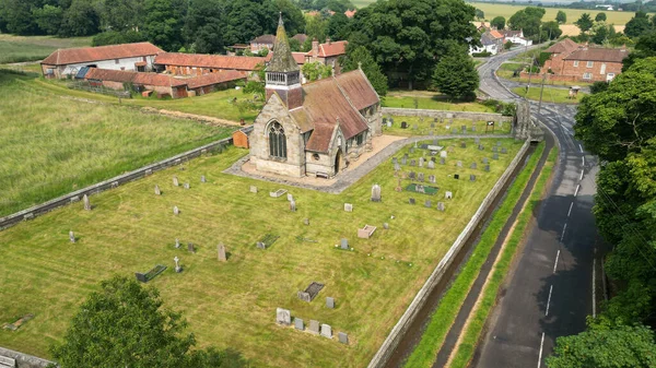 Aerial View Village Church Surrounded Cemetery Greenery West Lutton England — Stock Photo, Image