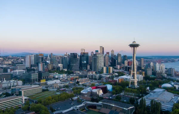 Gün Batımında Seattle Washington Şehir Merkezinin Hava Manzarası — Stok fotoğraf