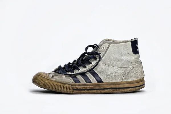 Vintage Old Leather Adidas Sneakers White Background — Stock Photo, Image