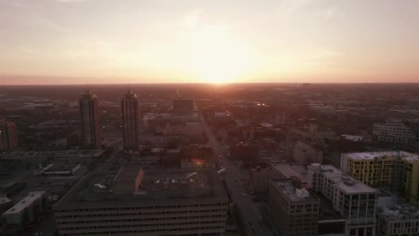 Gyönyörű Kilátás Városkép Indianapolis Városi Városkép Alatt Naplemente Rózsaszín Horizont — Stock videók