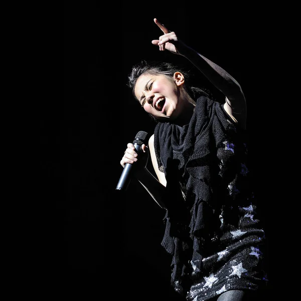 Yang Penyanyi Tampil Atas Panggung Toronto Untuk Konser Amal Untuk — Stok Foto
