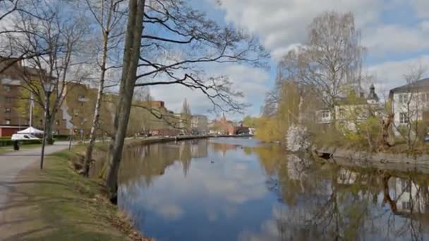 Ένα Pov Ενός Διαδρόμου Κατά Μήκος Του Ποταμού Svartan Στο — Αρχείο Βίντεο