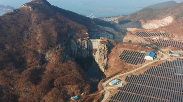 Luchtfoto Van Fotovoltaïsche Centrale — Stockvideo