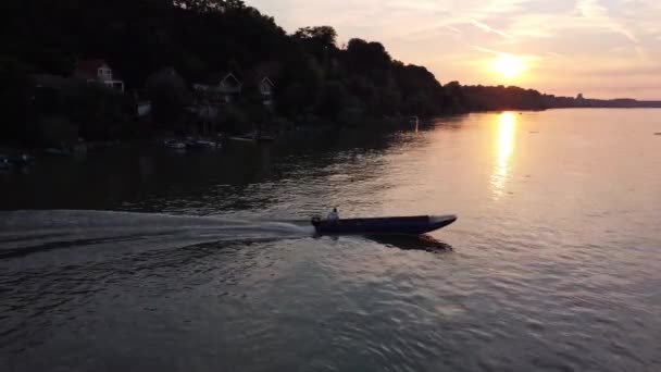 Una Hermosa Toma Aérea Barcos Través Del Agua Mar Con — Vídeos de Stock