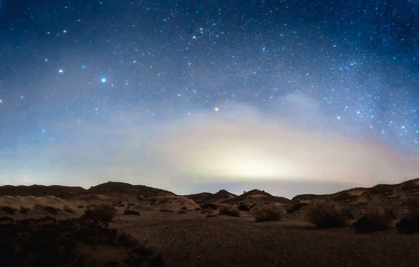 Low Angle Shot Starry Night Sky Gobi Desert — Stock Photo, Image