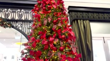 HD 'deki bir Noel ağacının yakın plan görüntüsü