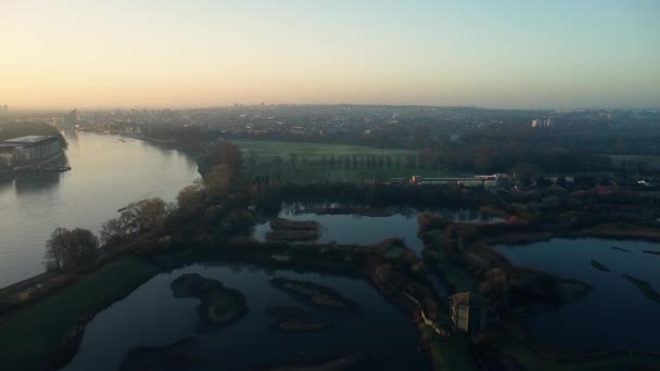 Letecké Záběry Bezpilotního Letounu Řece Temži Hammersmithu Zlatou Hodinu England — Stock video