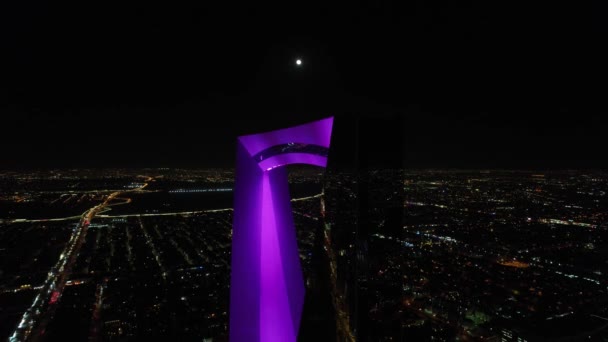 Plan Aérien Belle Burj Riyad Dans Nuit Avec Une Lumière — Video