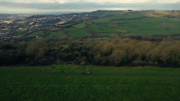 Aerial Landscape View English Countryside Green Fields Sunset Cloudy Sky — Stock Video