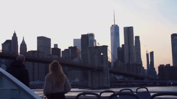Brooklyn Bridge East River Viewed New York City Lower Manhattan — Stockvideo