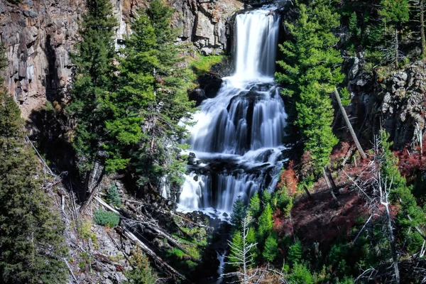 Długa Ekspozycja Undine Falls Lava Creek Parku Narodowym Yellowstone Montana — Zdjęcie stockowe