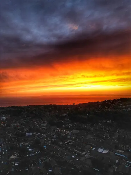 Vertical Shot Beautiful Sky Town Sea Sunset — Stock Photo, Image