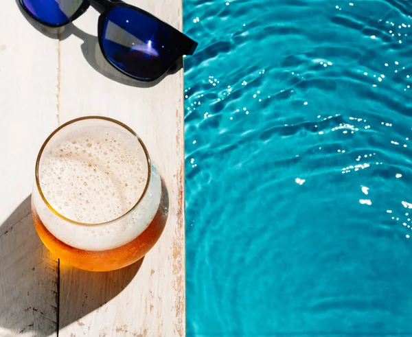 Top View Glass Beer Next Sunglasses Pool Coping — Stock Photo, Image