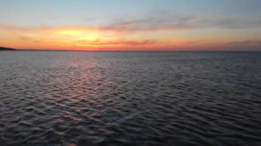 Frankston, Victori 'de DJI Mavic havasıyla çekilen günbatımının hava görüntüleri.