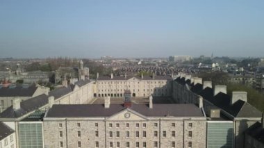 Dublin 'deki İrlanda Ulusal Müzesi' nin havadan görünüşü