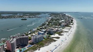 Florida sahilinin hava görüntüsü.