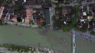 Vietnam 'ın merkez kıyısındaki Hoi An şehrinin insansız hava aracı görüntüleri.